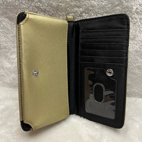 Beautiful Wallet - Picture 3 of 4